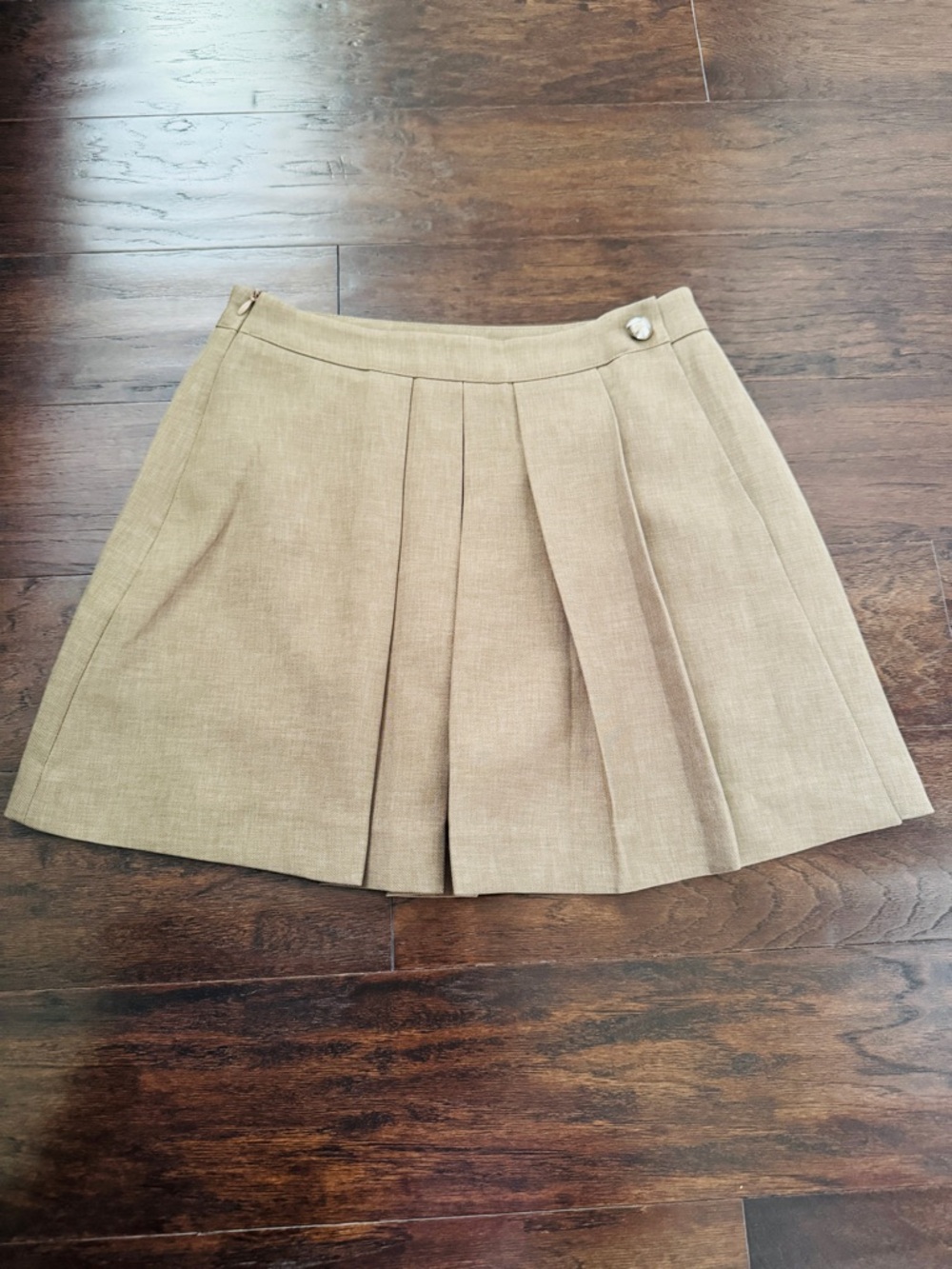 Classic Pleated Mini Skirt in Tan